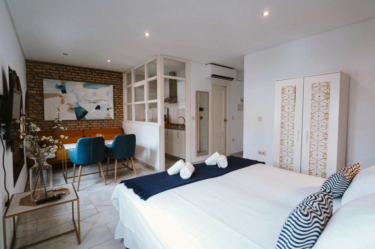 Ferienwohnung Complete Studio With Terrace - 1Bth- La Giralda Sevilla Exterior foto